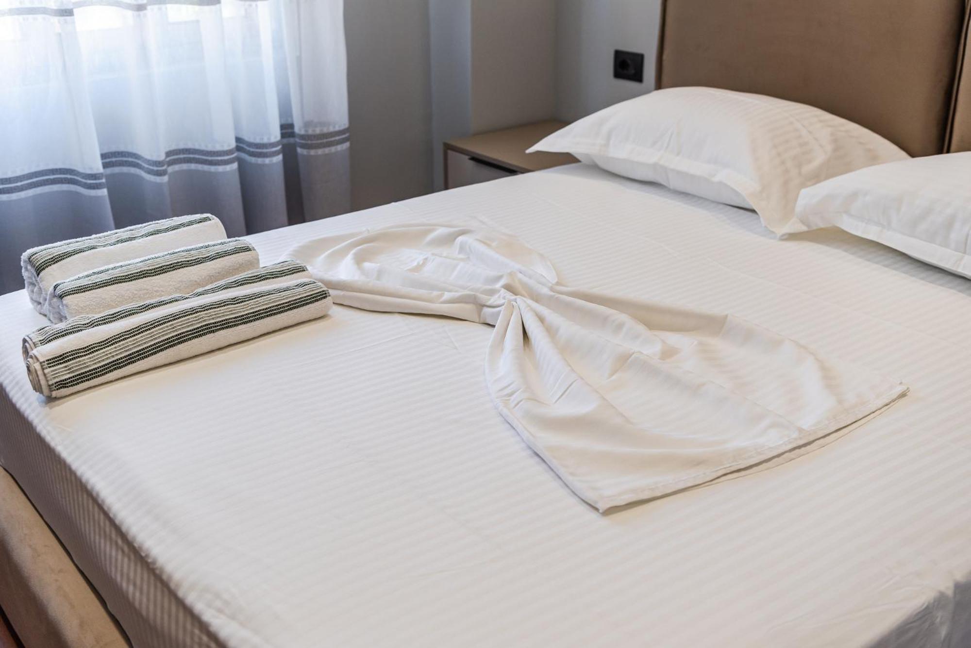 Sr Apartments Golem Голем Экстерьер фото