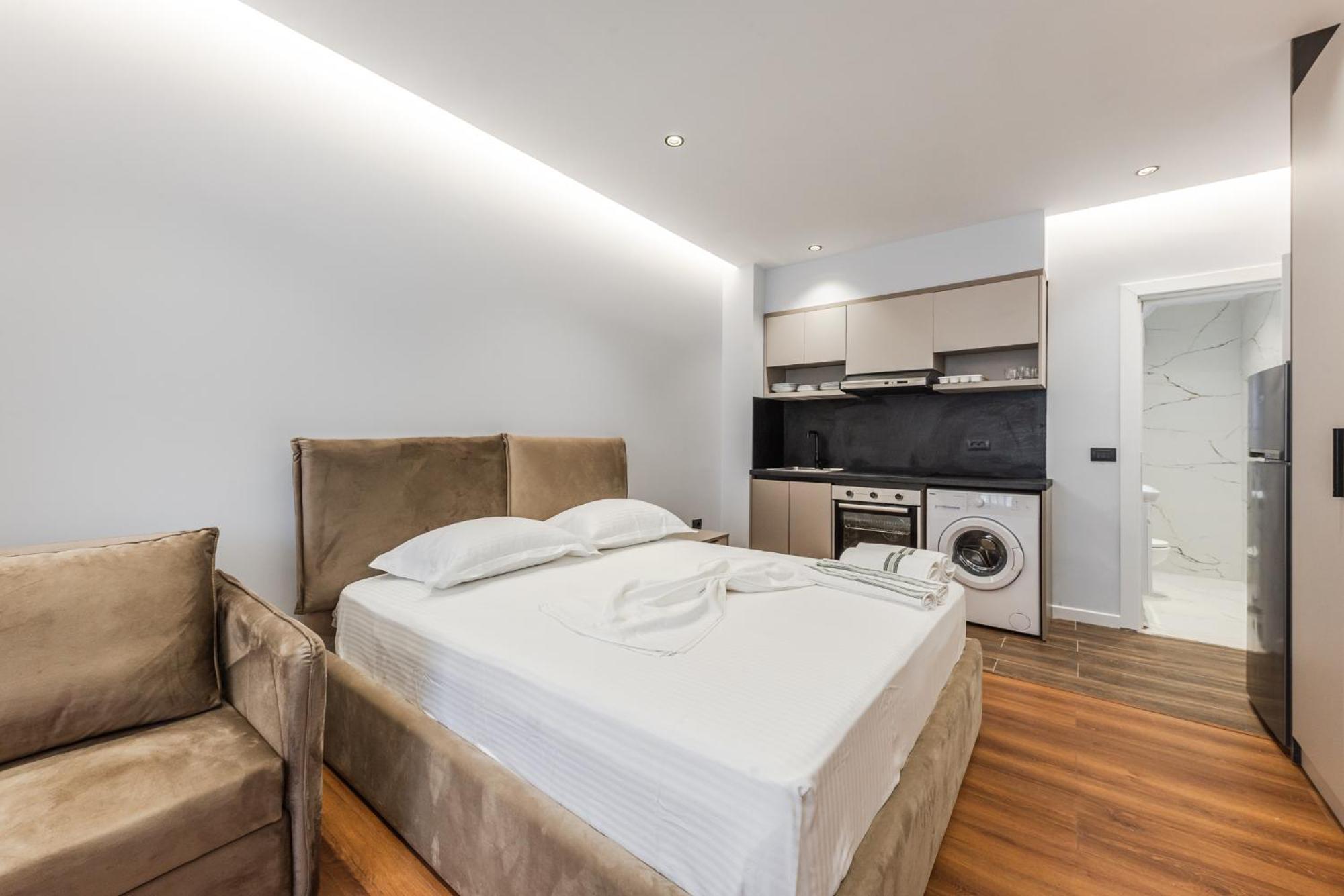 Sr Apartments Golem Голем Экстерьер фото