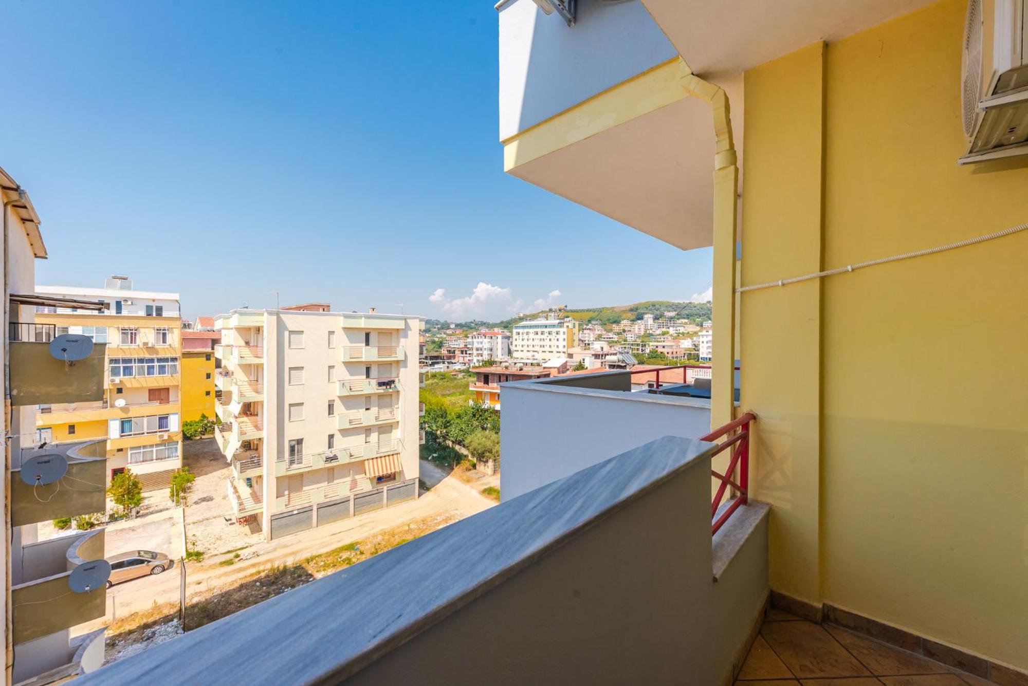 Sr Apartments Golem Голем Экстерьер фото