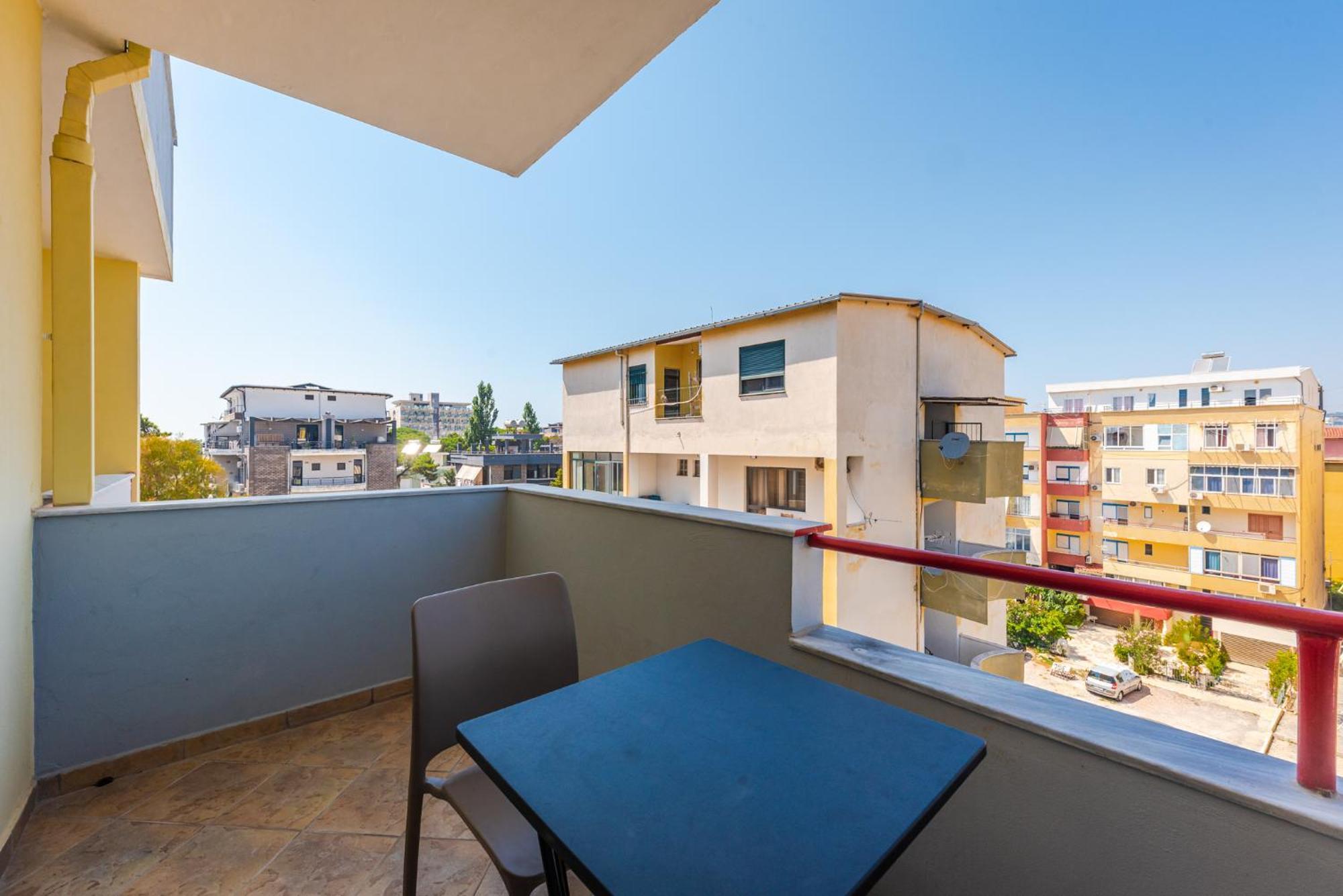 Sr Apartments Golem Голем Экстерьер фото